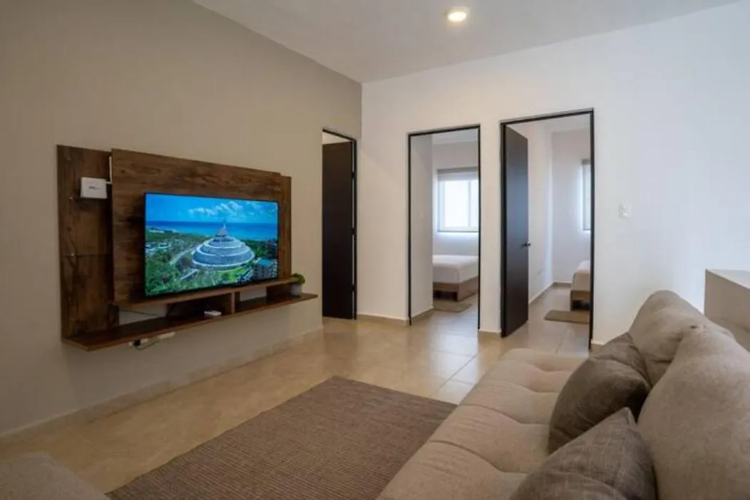 Villa 3Br Modern House With Pool & Bbq - Great Location! Cancún Ferienhaus